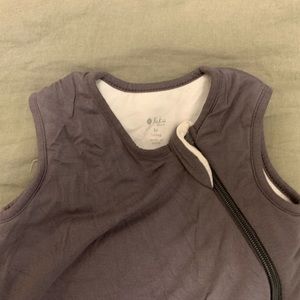 Medium 1.0 TOG Kyte Baby grey sleepsack,